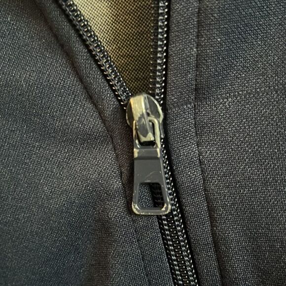 BEAUTIFUL GIANT FULL ZIP UP NAVY BLUE YELLOW STRIPE KNIT WARM UP JACKET XL - Picture 8 of 8